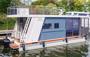 Details zum Hausboot Brandenburg / Potsdam Mittelmark