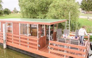 Details zum Hausboot Brandenburg / Potsdam Mittelmark