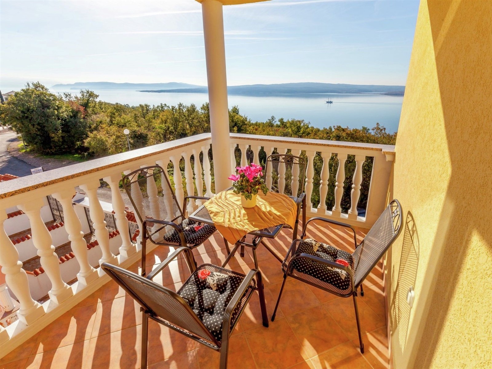 Blick von der Ferienhaus-Terasse auf die Adria